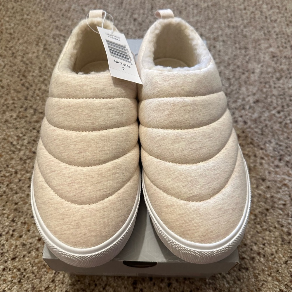 Hurley women’s sneakers